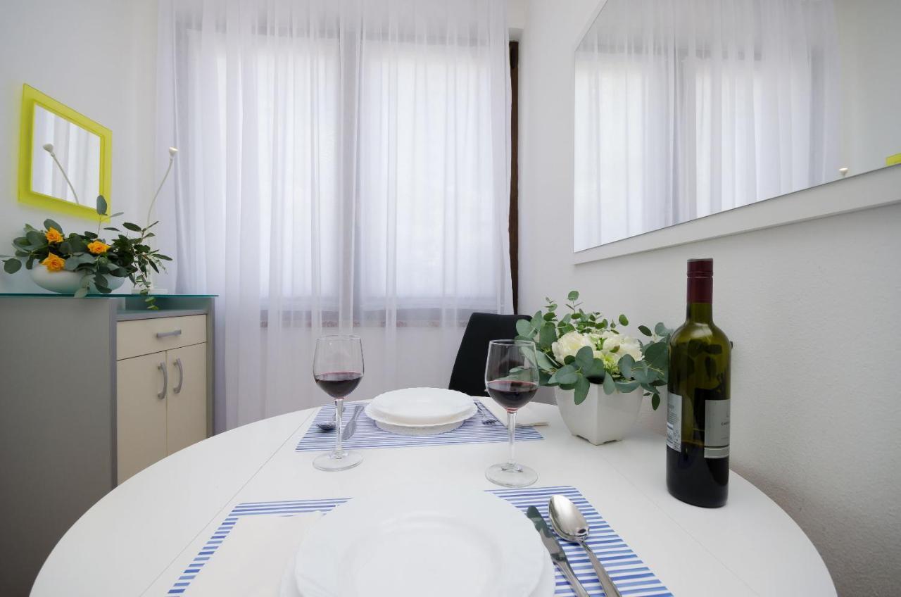 Apartments Gloria ヴルサル エクステリア 写真